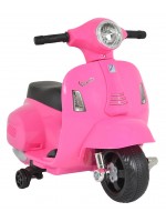 Акумулаторен мотор Moni - Vespa GTS Super Sport, розов