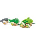 Дървена играчка за дърпане Hape - Семейство жабки