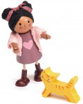 Дървена кукла Tender Leaf Toys - Аяна с коте