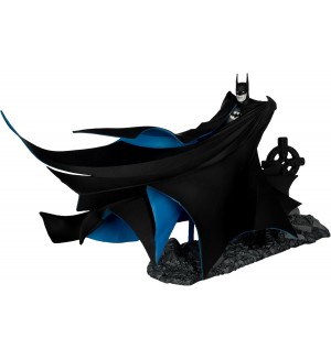 Екшън фигура McFarlane DC Comics: DC Multiverse - Batman (Batman: Year Two) (Gold Label), 18 cm