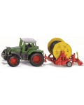 Метална количка Siku Agriculture - Трактор Fendt с макара за напояване