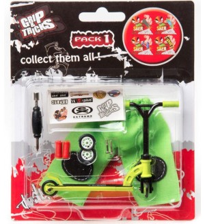 Играчкa за пръсти Grip&Trick - Тротинетка, зелена Играчкa за пръсти Grip&Trick - Тротинетка, зелена