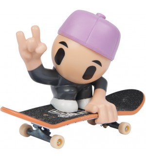 Игрален комплект Tech Deck SK8 Crew - Скейтборд за пръсти с фигурка, с бледо розова шапка