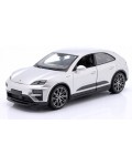 Метална количка Bburago - Porsche Macan Turbo Electric 2024, 1:24, сребриста