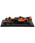 Колекционерски модел Bburago Състезателни: Автомобили - McLaren MCL39 #81 Oscar Piastri 3rd Monaco GP Formula 1 (2025) (with pilot and showcase)