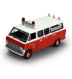 Колекционерски модел Greenlight Ретро: Автомобили - Ford Econoline Ambulance (Los Angeles Fire Department) (Fire & Rescue Series 5) (1969)