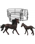 Комплект фигури Rappa - Кон с жребче и ограда, тъмнокафяви