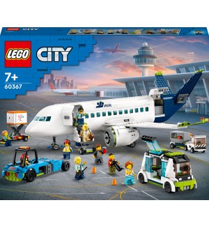 Конструктор LEGO City - Пътнически самолет (60367)