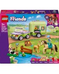 Конструктор LEGO Friends - Ремарке за кон и бебе жребче (42695)