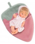Кукла Asi Dolls Bomboncin - Бебе Чикита, с розов гащеризон в чувалче ягодка, 20 cm, розова