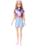 Кукла Barbie Mysteries Beach Detectives - С дънкови панталонки и цветна тениска
