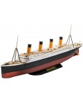 Сглобяем модел Revell Съвременни: Кораби - Титаник 1:600