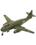 Сглобяем модел Revell Военни: Немски изтребител Messerschmitt P.1099A