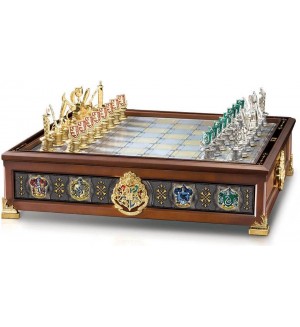 Шах The Noble Collection - The Hogwarts Houses Quidditch Chess Set